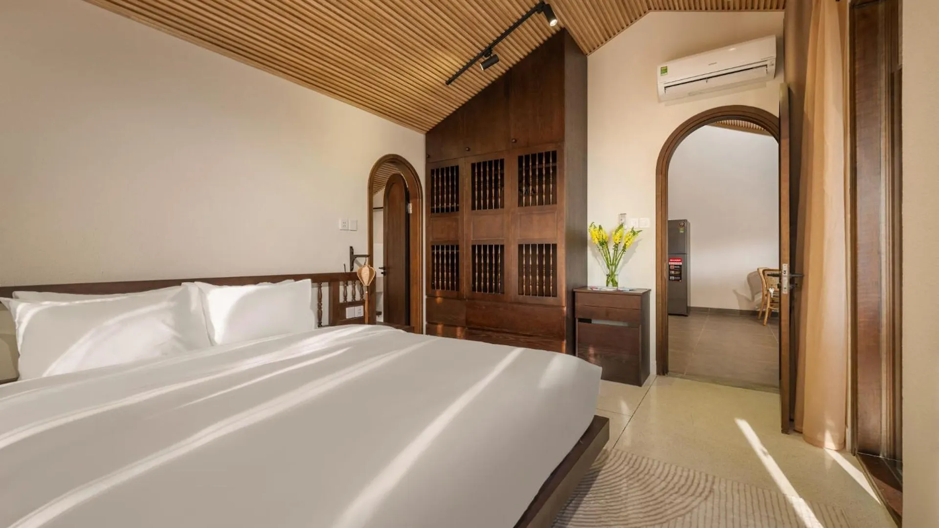 Guest house Poetic Riverside Villa - Steps To Hoi An Night Market