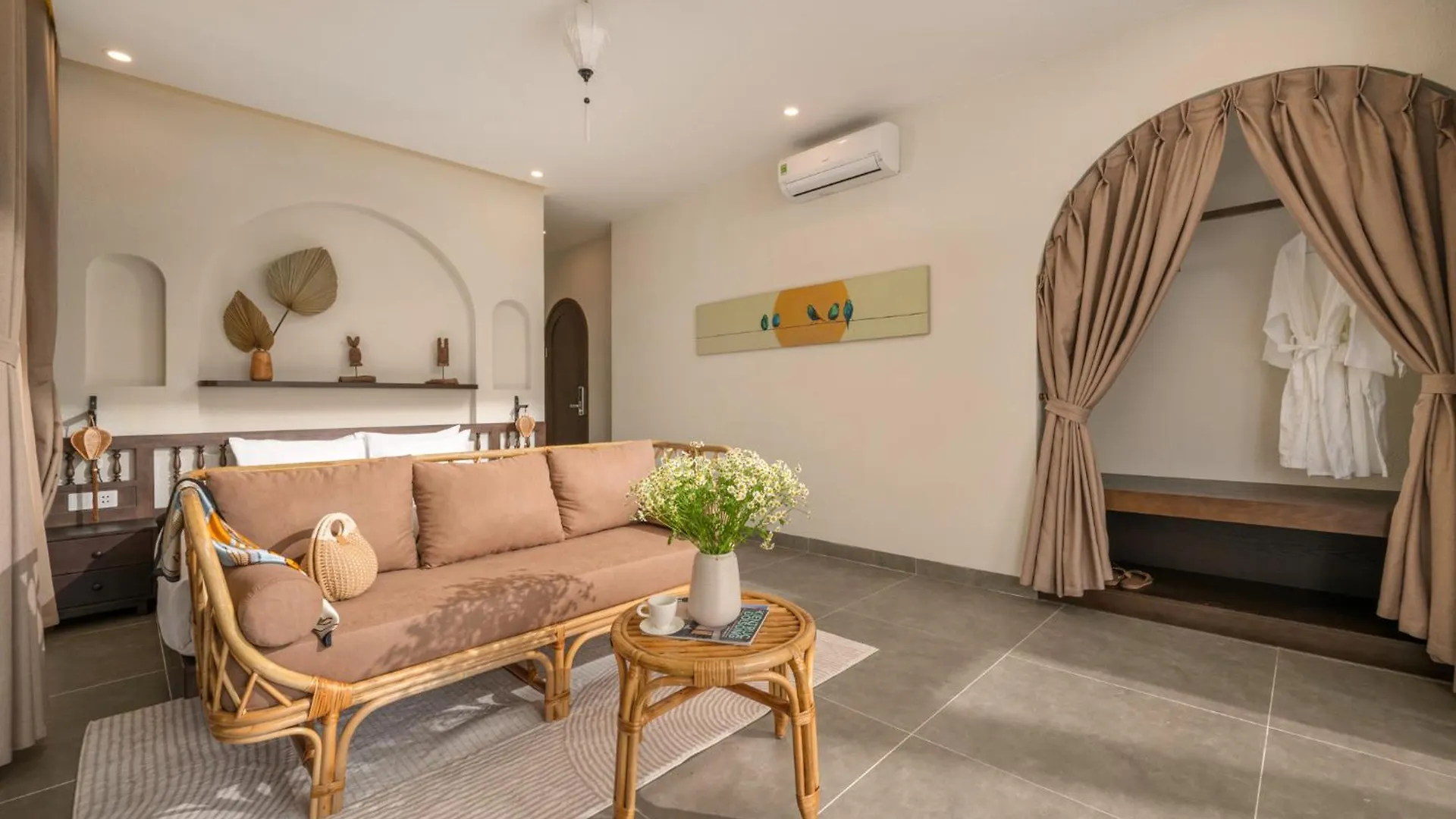 Guest house Poetic Riverside Villa - Steps To Hoi An Night Market